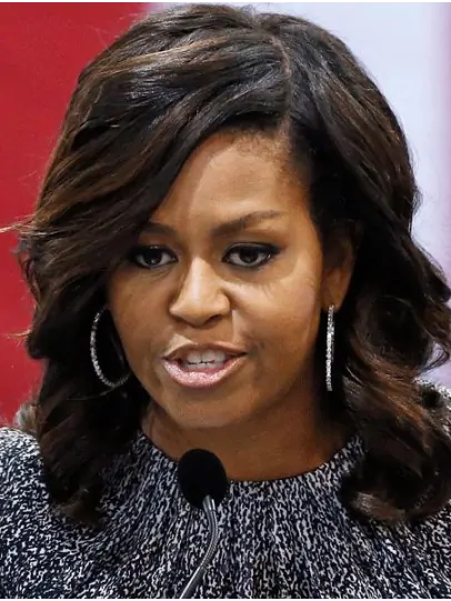 Shoulder Length Wavy Lace Front Ombre 14 inch Michelle Obama