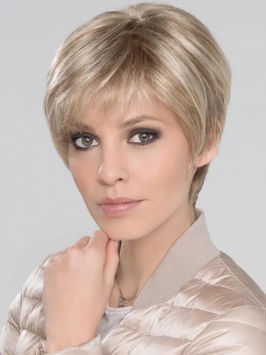 Straight Blonde With Bangs Short Synthetic Wigs