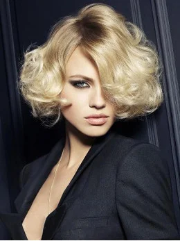 Blonde Wavy Synthetic Tempting Short Wigs