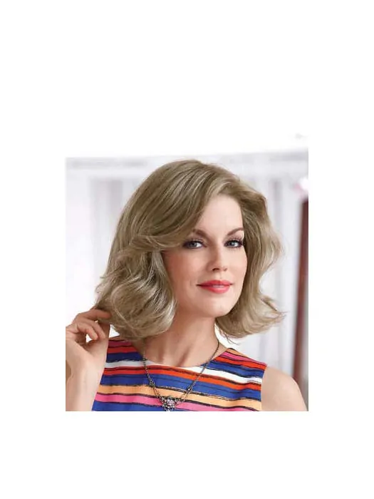 New Blonde Wavy Chin Length Classic Wigs